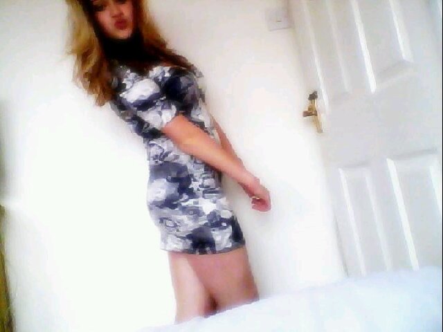 Remember only god can judge us forget the haterz cuz somebody loves you!♥☺
