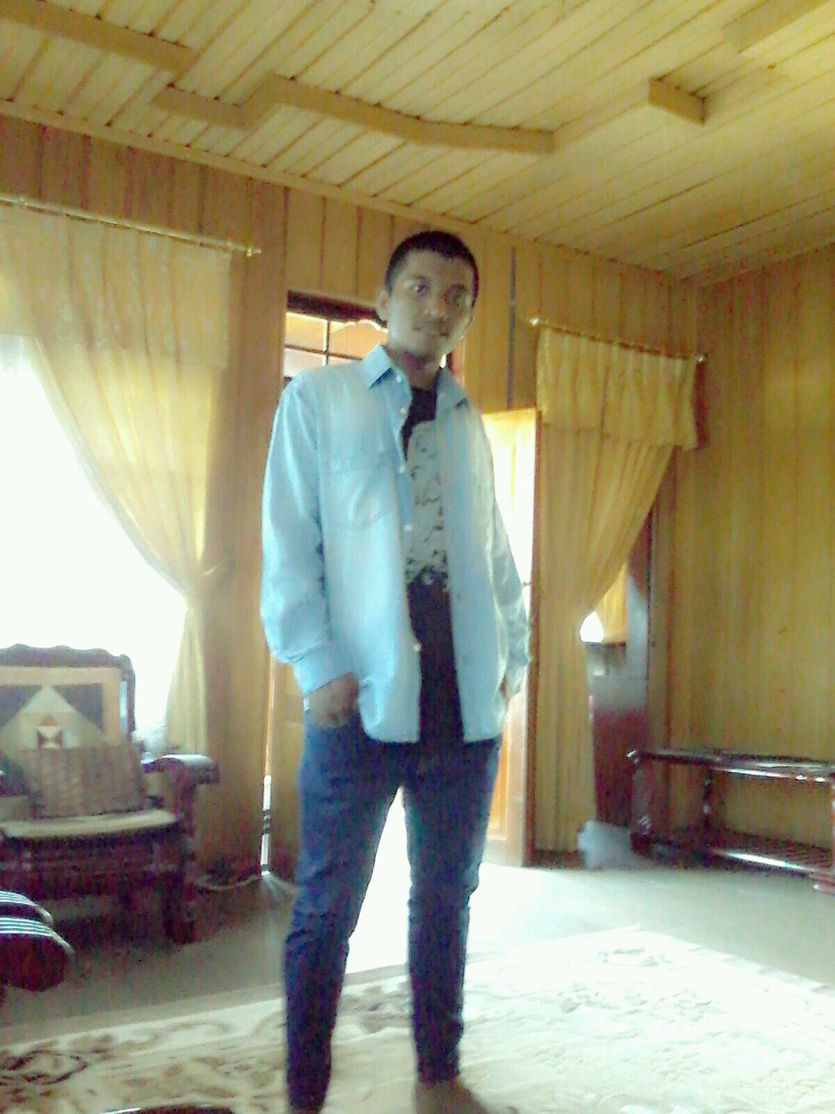 SyariefQ's profile picture. erfikir dewasa untuk lebih mengeti arti kehidupan