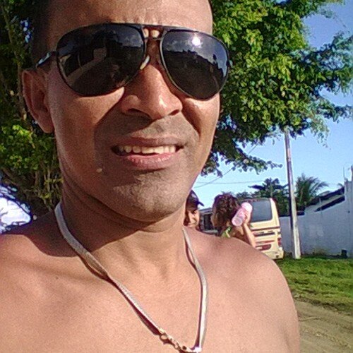 Um pessoal tranquila, da paz que gosta de fazer o bem sem olhar a quem... Soldado do Corpo de Bombeiro da Bahia.