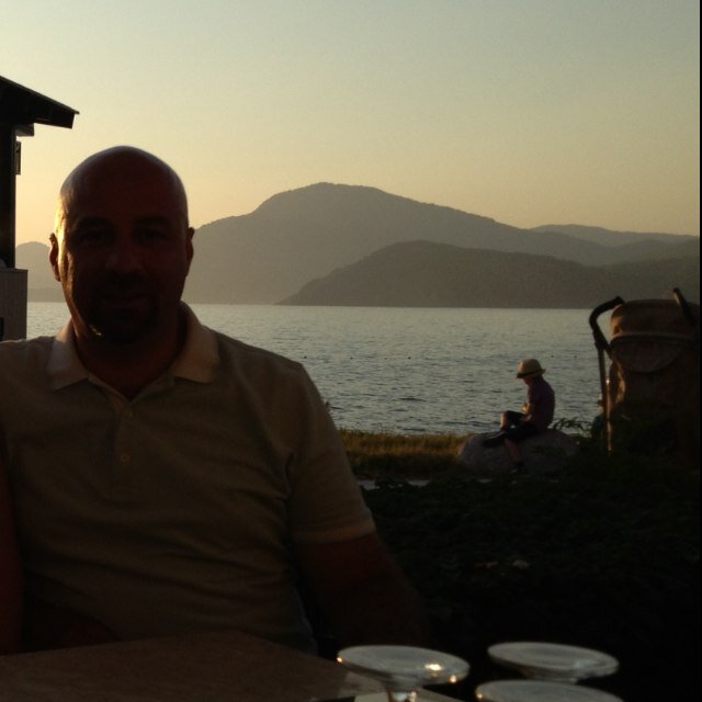 Tıbbi Genetik Uzmanı