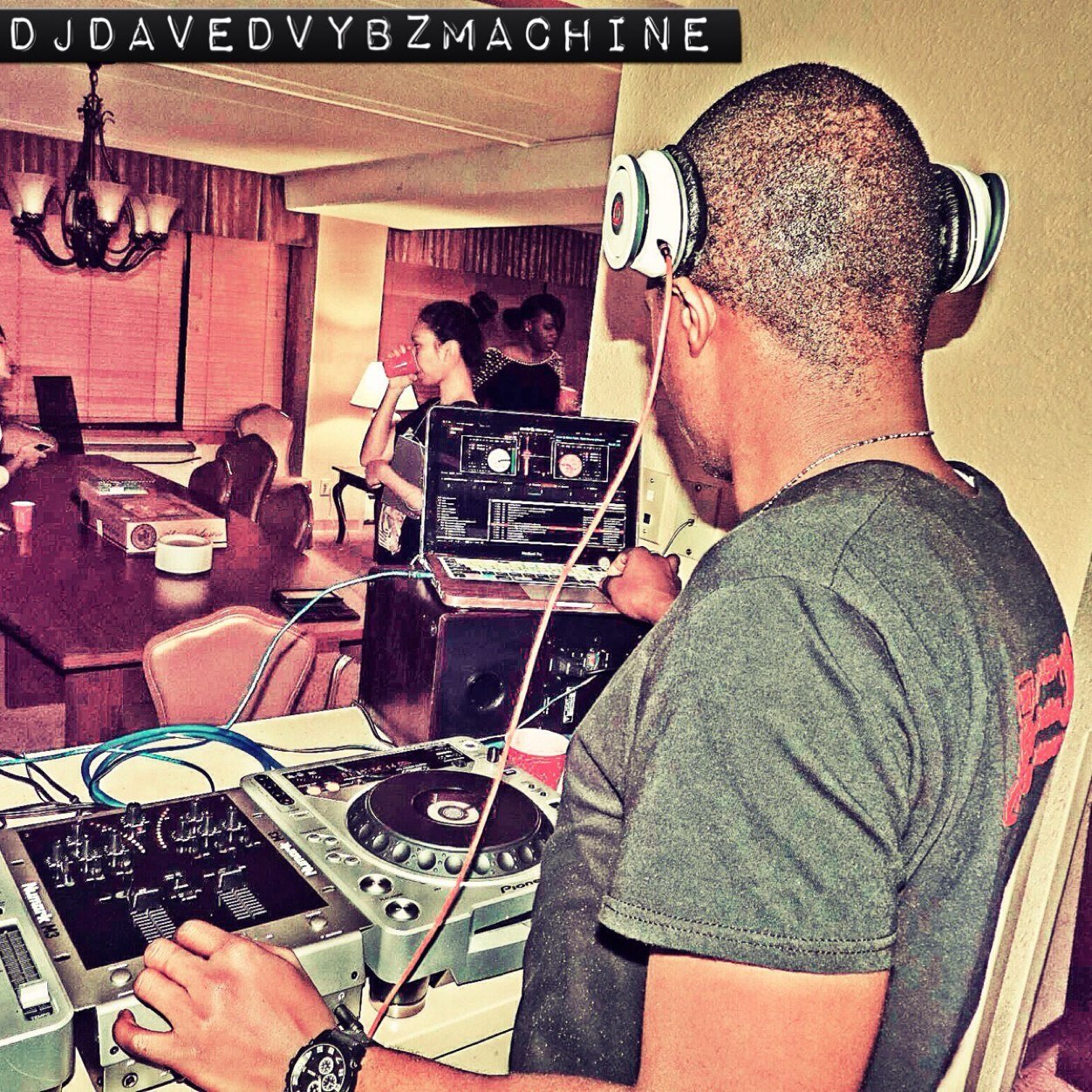 ORIGINAL PROFILE OF ® █║▌│█│║▌║││█║▌│║▌║ ♫♪DjDave(DVybzmachine)♫♪