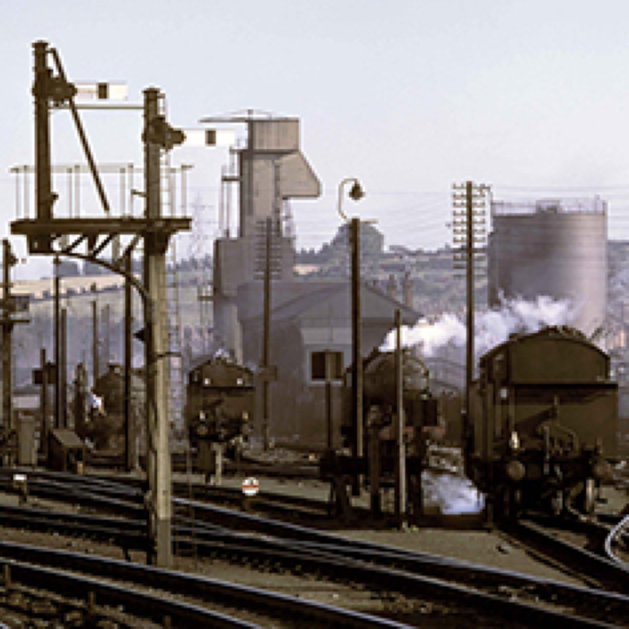 Recalling the days when Grantham was a major Railway Town at the heart of the East Coast Main Line in Steam days.