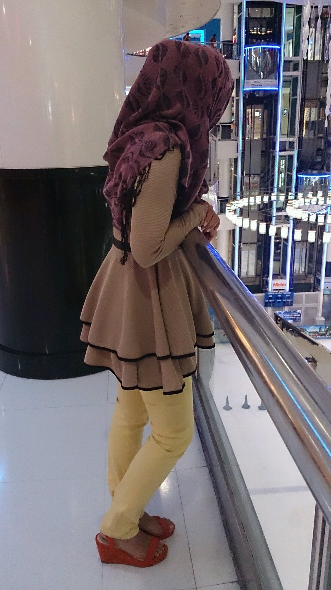 just a simple person ^-^