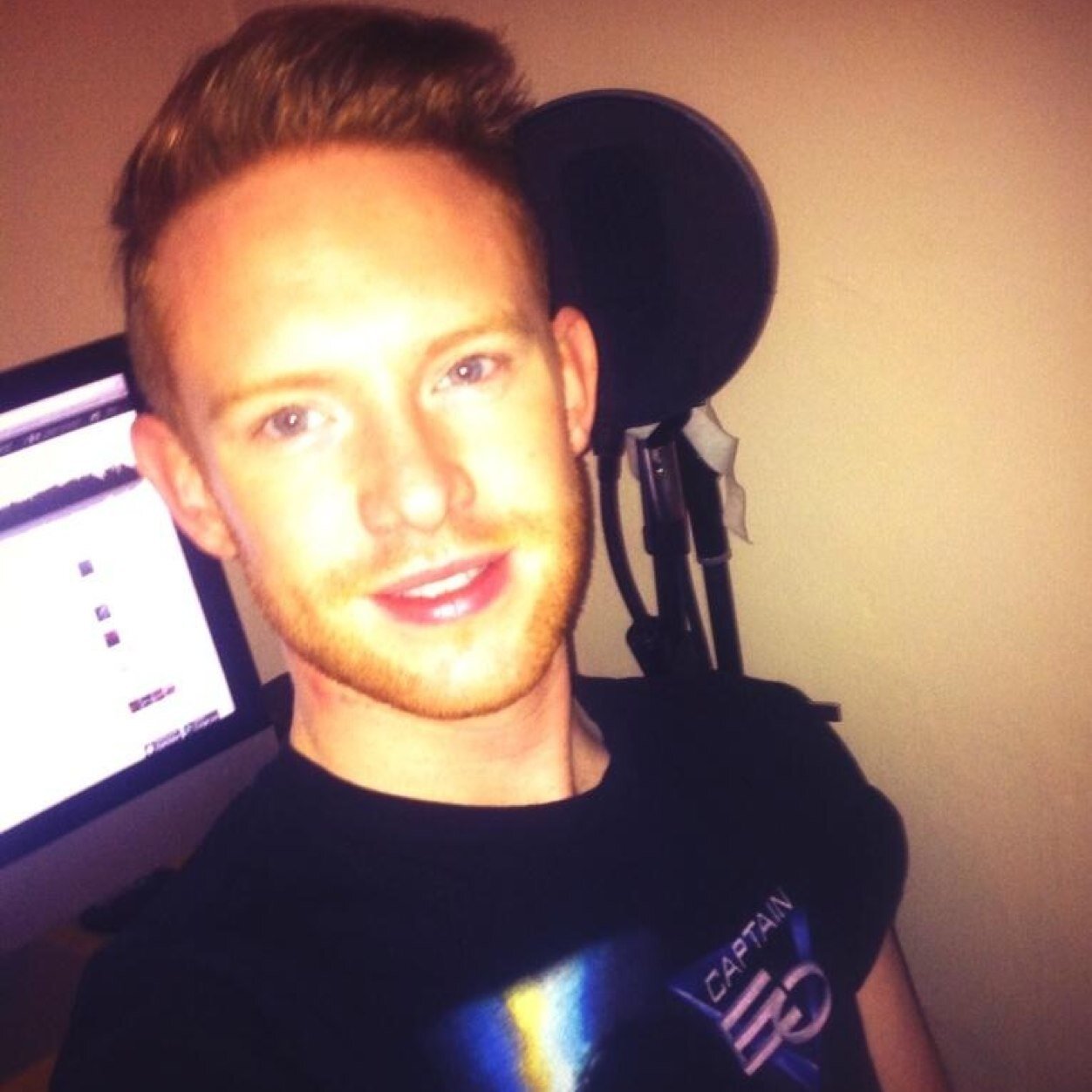 Official fanpage of Karl William Lund 
Follow him  @KarlWilliamLund 