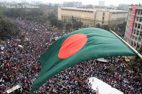 কাজ কাম নাই, তাই সারাদিন খই ভাজি