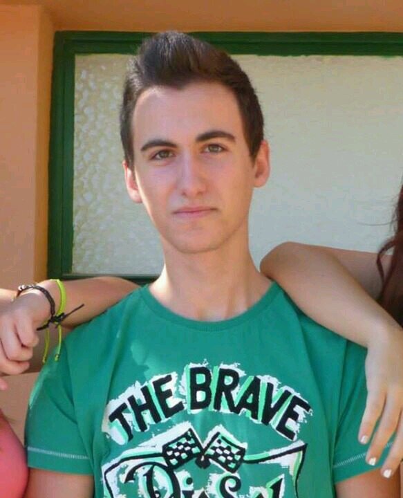 AlexOrtizPuerto's profile picture. Quieres saber cómo soy? Conóceme en persona