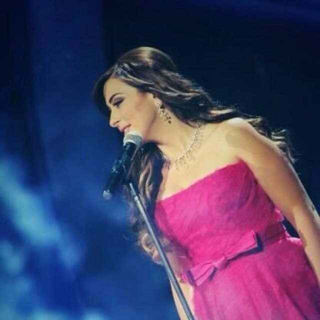 مجنون ومحب للنجمة والاسطورة وصاحبة الصوت الذهبي ((فرح يوسف)) @FarrahYousef عضو بعصابة #الفرحانين KSA ❤