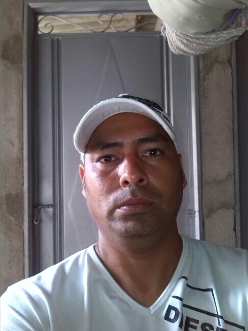 eliassierra17's profile picture. 