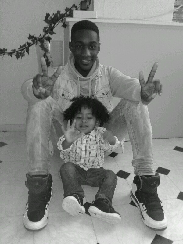 SkinnyGuyImma's profile picture. Ik ben Imamu Njami'go, echtgenoot van Umami SossoBana #I'mF'Awesome.