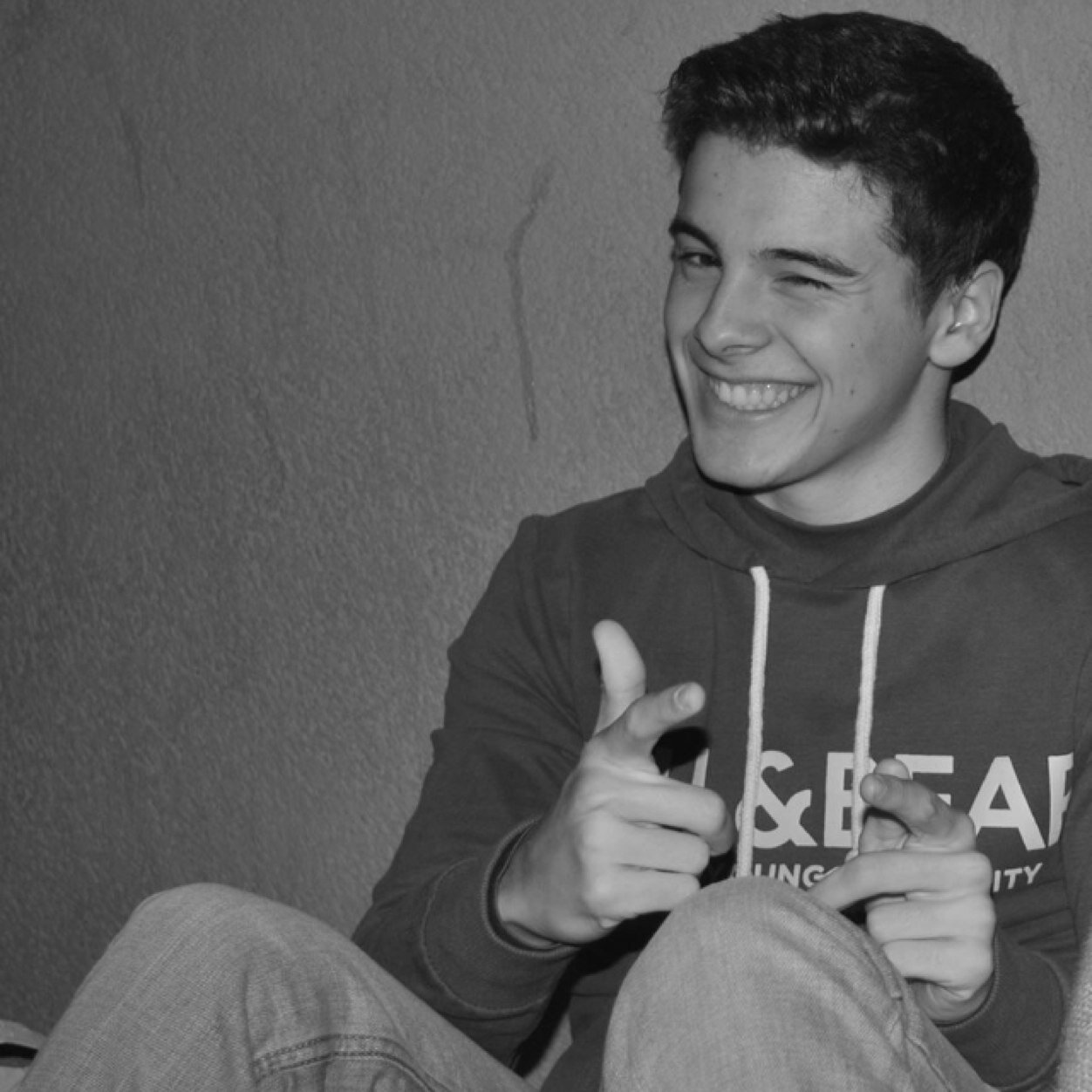 Edu_180895's profile picture. Llegando tarde a todos los sitios desde 1995