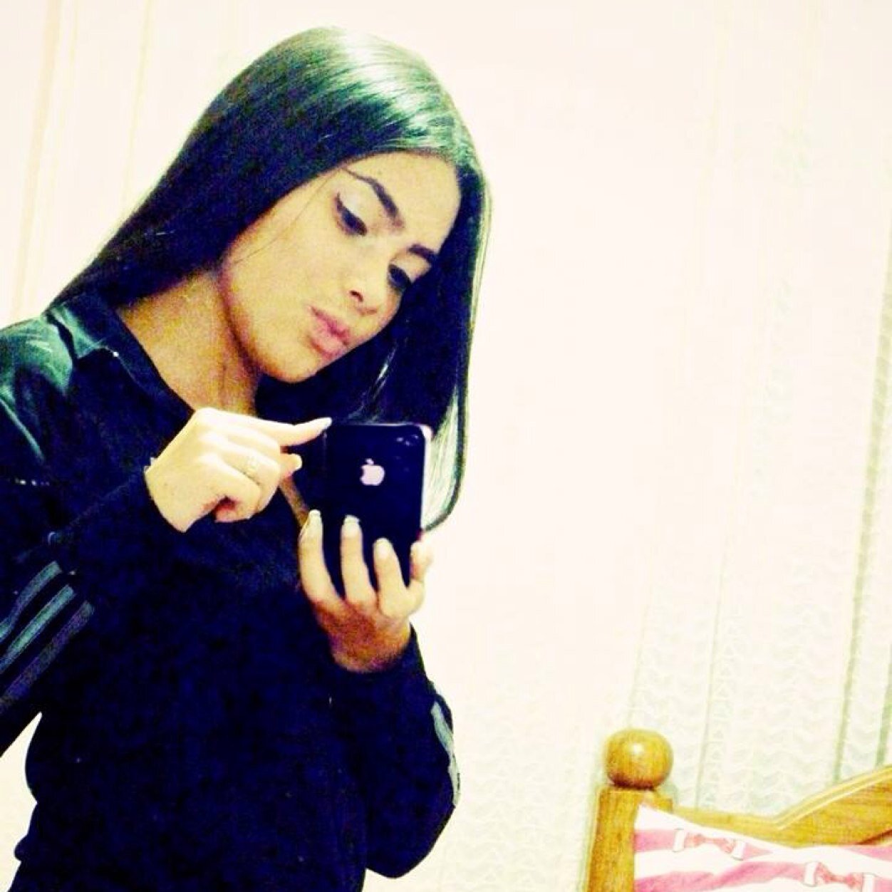 I'm Mariana Herrera :) I Love Jonas Brothers.I Live In Colombia But I Really Love Los Angeles C.A, I Love My Boy-Friend♥ I'm So Bad Chef :S JB IN MY SOUL