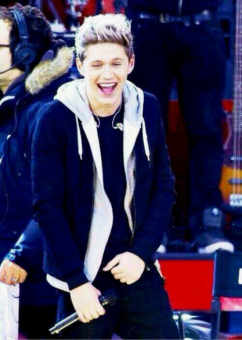 #crazymofo

♥il 29 giugno 2014
                     il giorno più felice, con voi♥                               please niall marry me :3