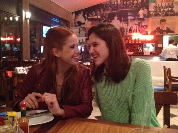 mw gusta violetta pero sobre todo lodo y cande.ASTURIAS XVX