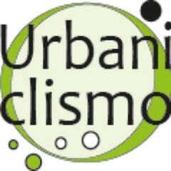 Promovemos el uso de la bici como vehículo real y alternativo, ganar espacio en las calles de las ciudades y apreciar y observar las urbes. Luz en su camino!
