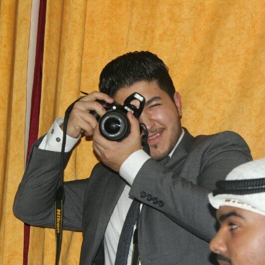 AOU student business administration• KiK:7asoon_210•Free syrian