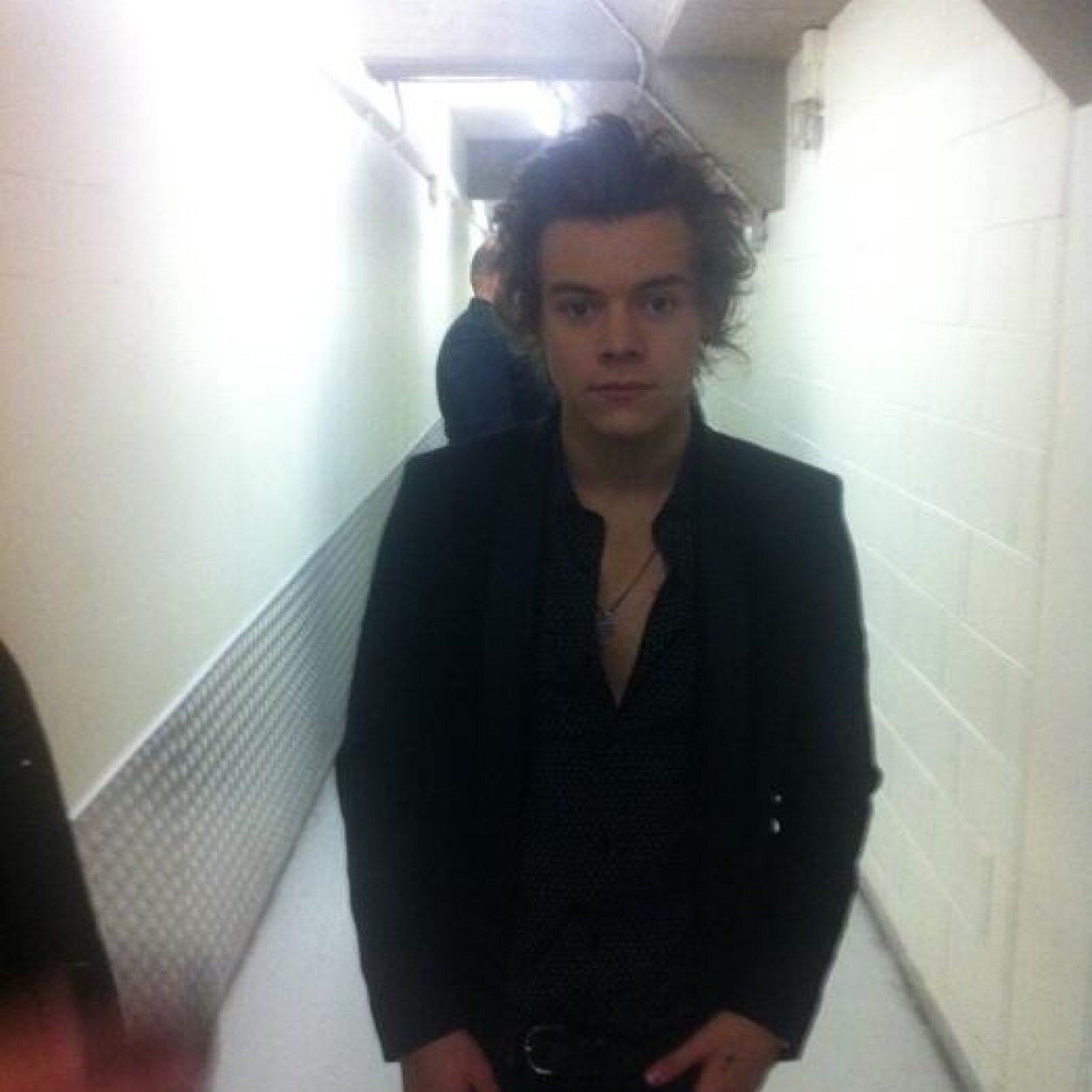 FREE FOLLOW FROM @breezyharry BC ILY