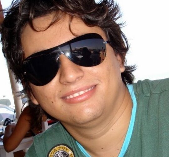 professor de Geografia com muito orgulho.