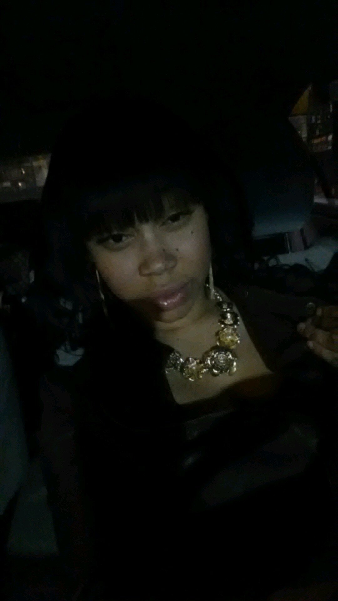 3 Words *  About Her Dreams  Strong woman/ CEO of ALLURE BOUTIQUE /#teamccapircorn #TeamJamaican&Asian {#Teamkeepitreal} #TeamMommy Entrepreneur