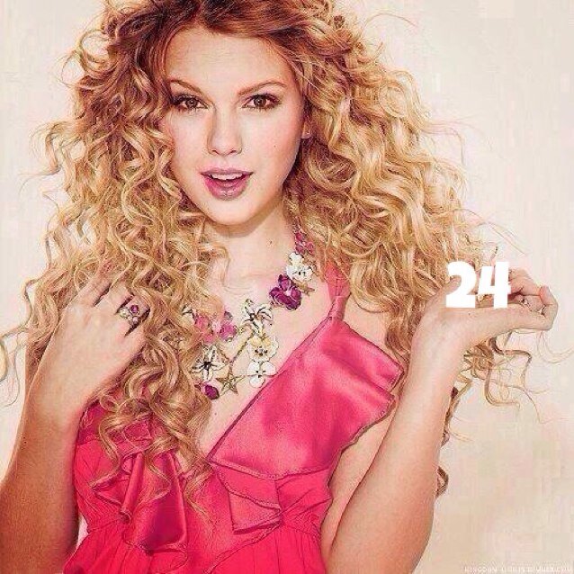 TAYLOR ALISON SWIFT ♔ KATNISS MELLARK ♔ photography-foods-tumblr.