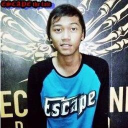 Rhiyo__'s profile picture. ESCAPE the fate,, in memorial my diary FREEDOM