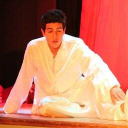 http://t.co/v5W0Jg4ubP
  boca te amo, Febo en #ElJorobado2012 , Aladin en #Aladin2013 , ? en #ElMagoDeOz2014
https://t.co/BF2jWvQQqf