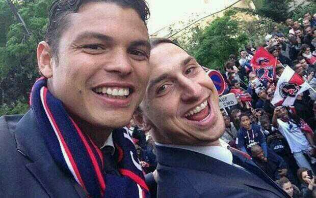 We're just fan of Thiago Silva. It's not his twitter.