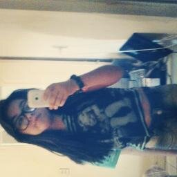 Vithoria moreira de souza
Facebook -http://t.co/ppzOVlcq