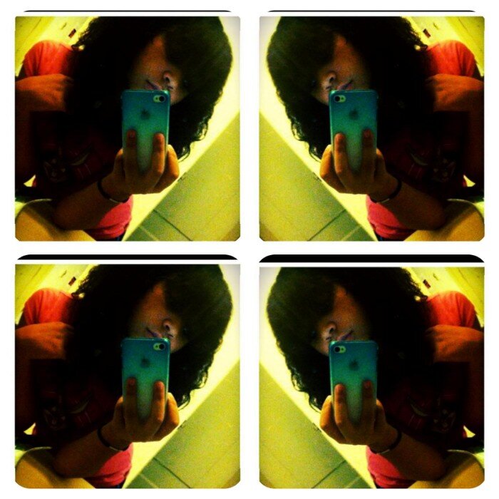 Yoooo 3 , Follow me & I'll Follow You Back (: 
#1O.O2.13 Bitches ^_^