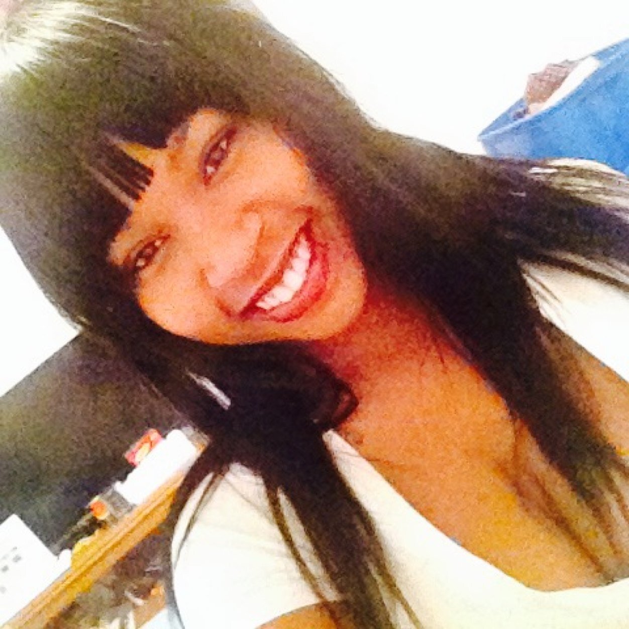 AmberVvsPose's profile picture. Yung Queen Pay Me In Gold