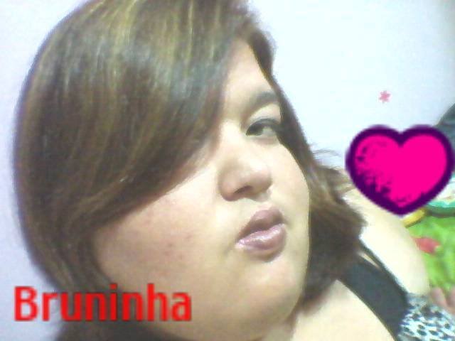 sou meiga carinhosa adoro fazer amizades me siga ai ♥