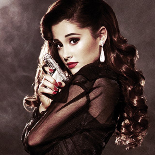 Two people I know and can trust. Want me to trust you? #Taken #Oc #SometimesDarkRp Z2: #Single #Goddess