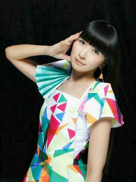 Perfume *阿部真央*SCANDAL が好きです最近引退したゆるキャラやななにハマってますヨロシクお願いします(*^^*)