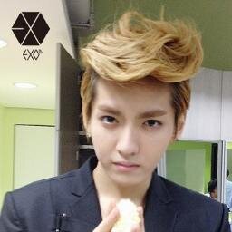 ☺รักคริส ชอบคริสยอล อยากอยู่กับโอปาคริส
ถวายชีวิตแด่ EXO☆