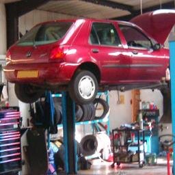 We at carservicing4less specializes in all makes of vehicles including European & Japanese cars.