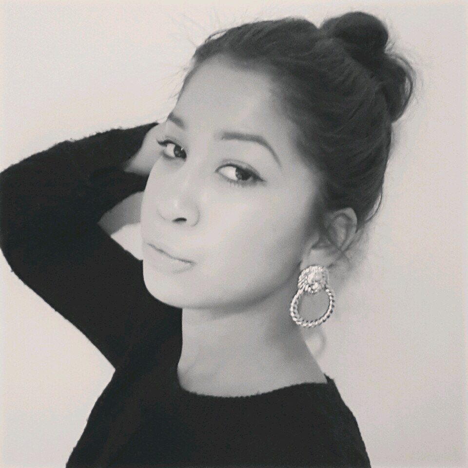 PriscaTsg's profile picture. Nous venons en paix