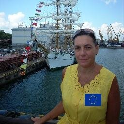 Очень люблю дело, которым занимаюсь, и рада каждой возможности служить людям. Благодарю всех своих клиентов за доверие, которое мне оказывают.
