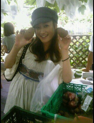 futabachance's profile picture. みんな大好き！ポテトの妖精、佳代子でんがな！時にチップス、ポテトサラダ、カレーライス…必須ではないが、無きゃ困る女です！