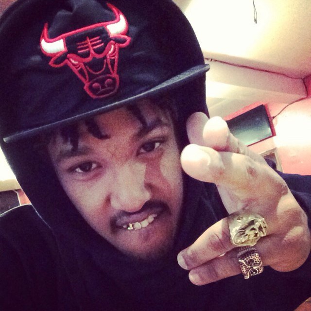 #DIVINERHYTHM Young Artist from NY on Dat 95 shit collab:wkevin416@yahoo.com INSTAGRAM:DIVINE_RHYTHM_KEV LOCK MY BODY CANT TRAP MY MIND