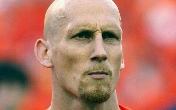 JaapStamFeit's profile picture. Feiten over Jaap Stam.