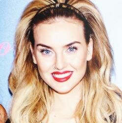 Directioner,Lovatic,Belieber and Mixer!.