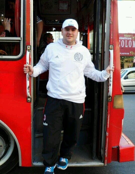 luchocarp's profile picture. 