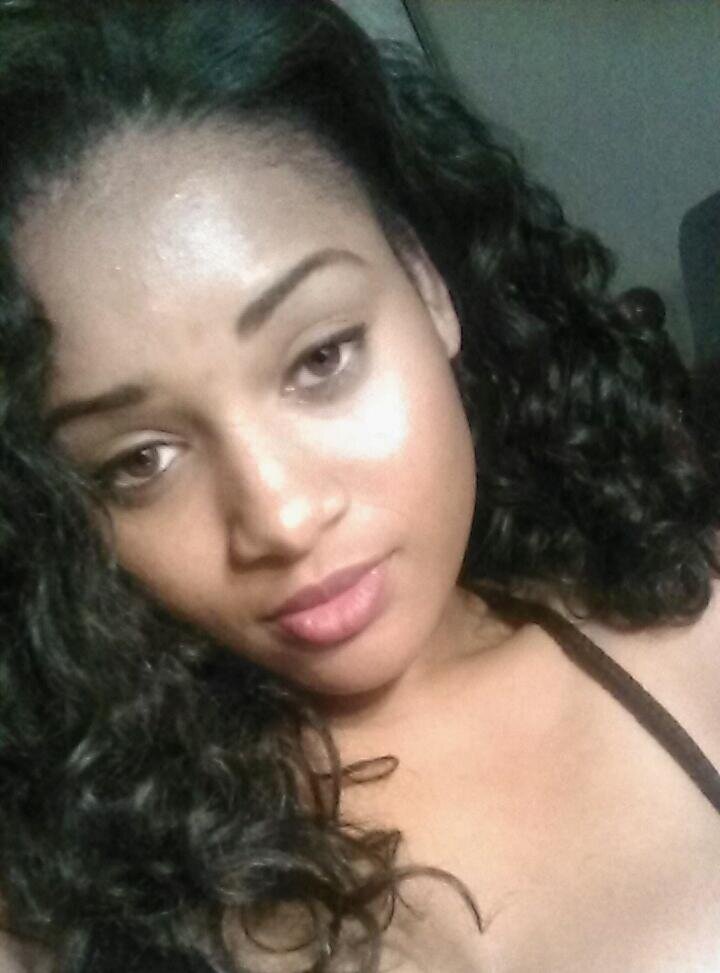 Actress_Soul Poet_Loving Aunt _Spontaneous Artistic Woman