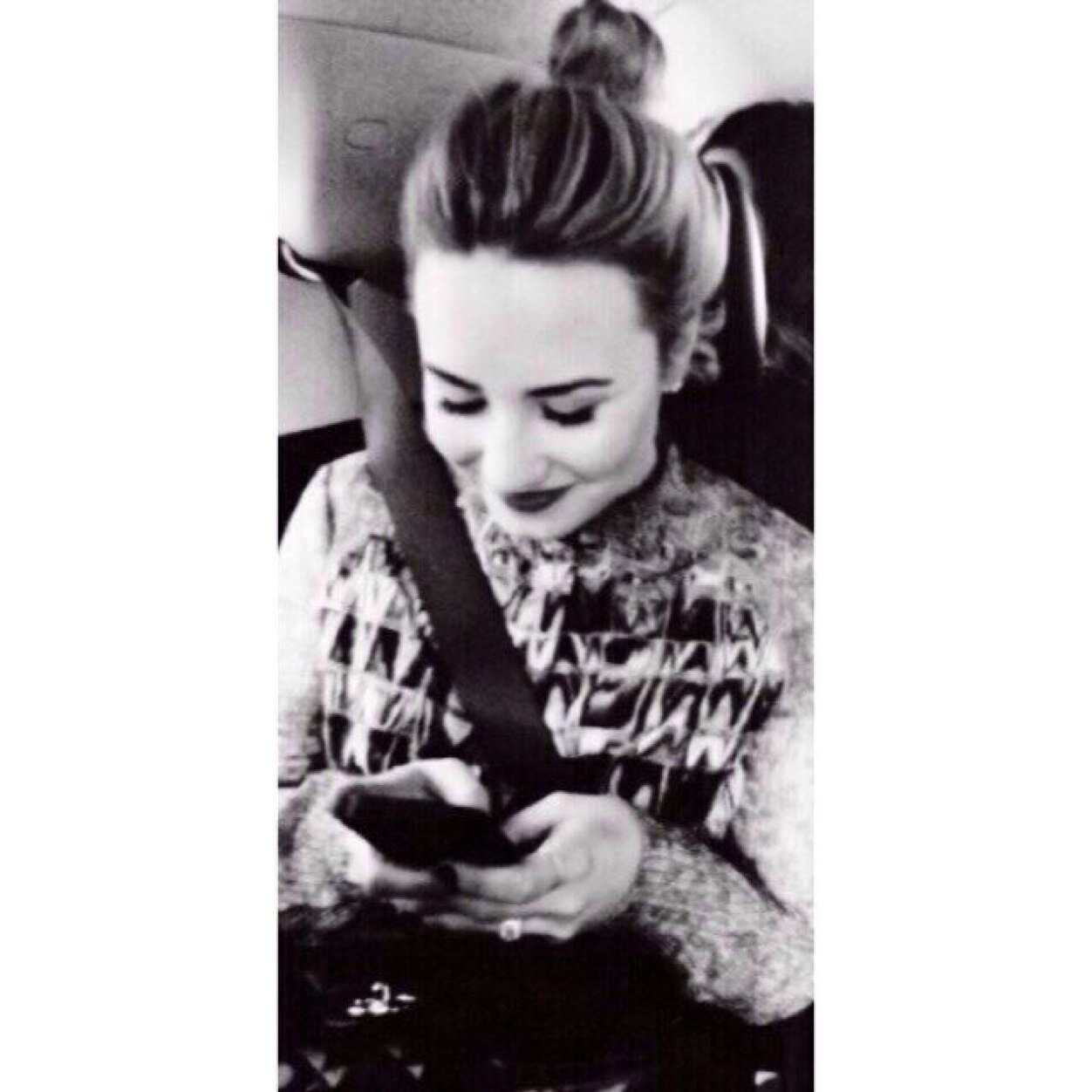 - stressed, depressed and demi, 5SOS & 1D obsessed -