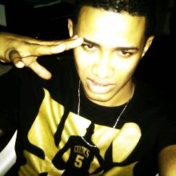 IG: nuellperez      No me pierdo, Usted me guiara# crazy with music..gracias Papa Dios..#Bulovista