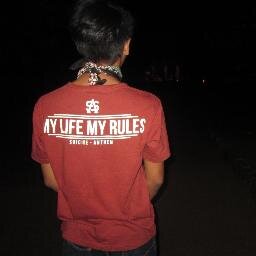 Lo enak kaya! Lah gue ganteng doang| line:daniabdul| *sleeping with sirens*| I'm love it punk goes pop!!! |