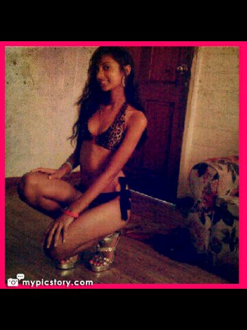 nesha_pinks's profile picture. Вιт¢н plzz Ιιm Faded ♥♡\\ I'm Your Mermaid Queen =). #TeamRoyals \ Follow Me. I Follow Back .