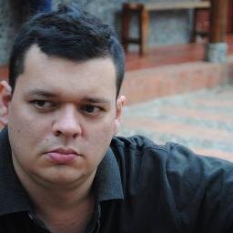 Productor audiovisual, fotógrafo y escritor apasionado, Amante del buen rock, y acérrimo creyente en la prosperidad de mi país Colombia. Papá enamorado 😍 🗣️💨