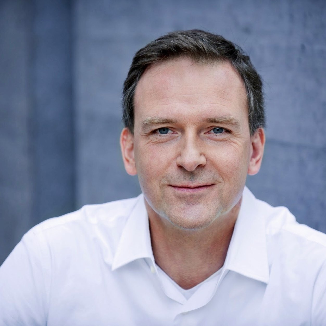 svengillissen's profile picture. Mediator