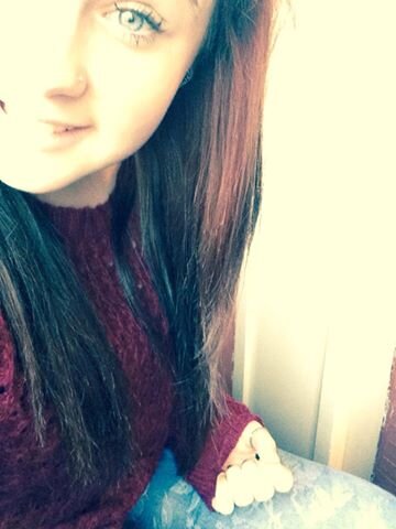 _ciaraerinn's profile picture. Bbm: 29F0D940. #teambanks. Follow me ill follow you back. Peaceeee!