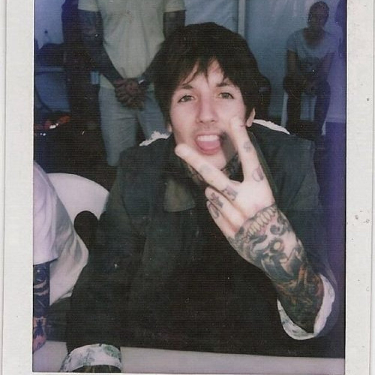 Sws | bmth | adtr | bvb | asking alexandria | atl | ptv | om&m | bfmv | coldplay | eimh | i like reading lots harry potter and the hunger games❤